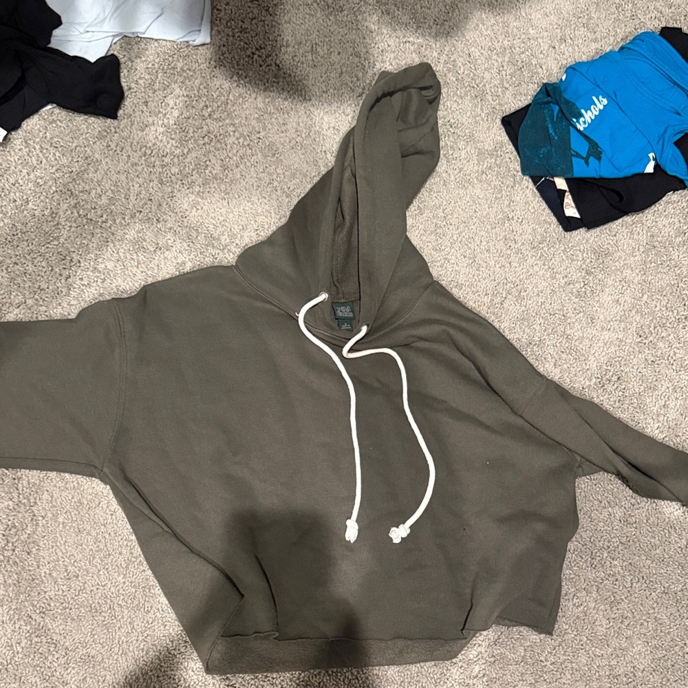 Target Olive Women's cropped Hoodie